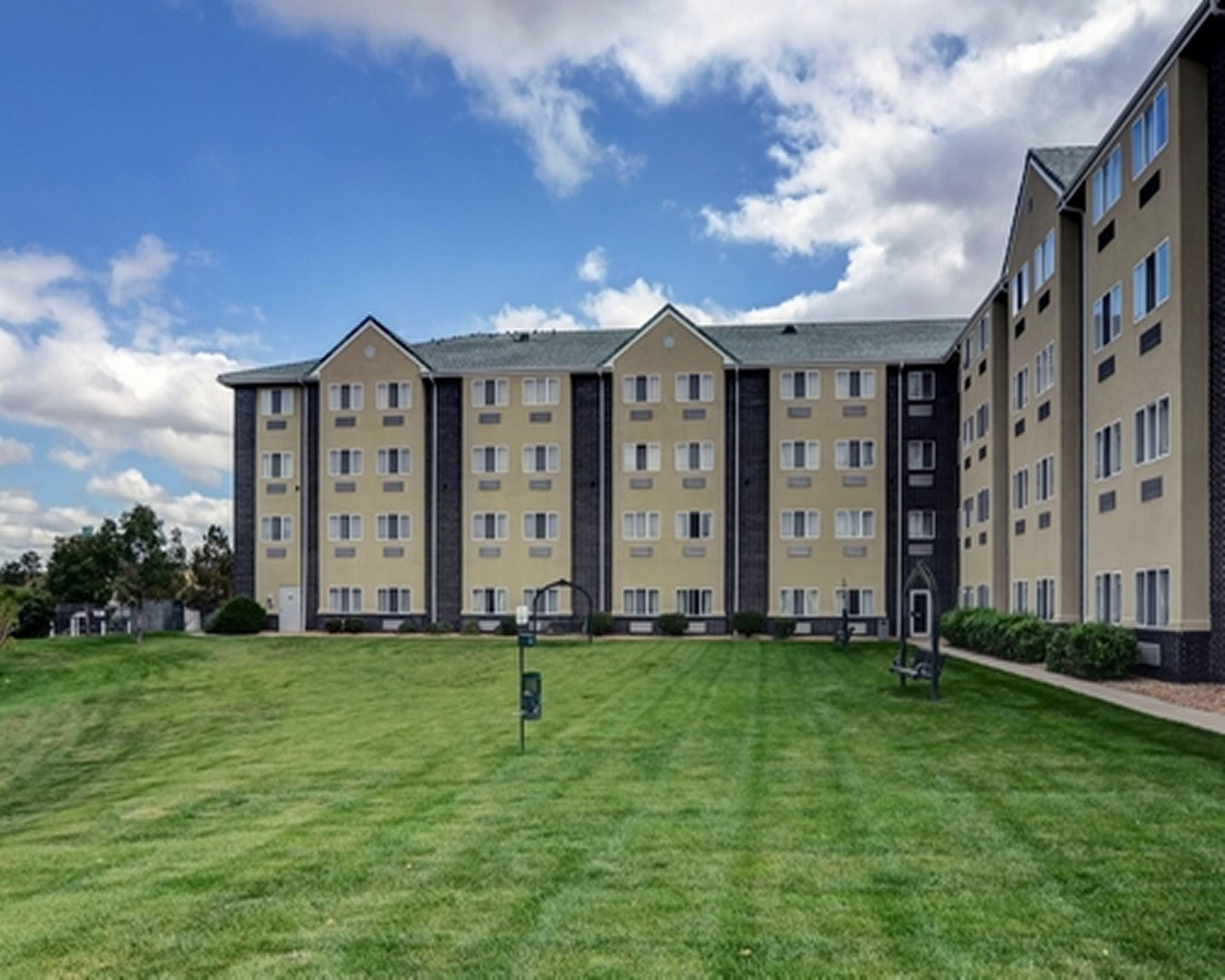 Quality Inn & Suites Denver Airport - Gateway Park Aurora Dış mekan fotoğraf