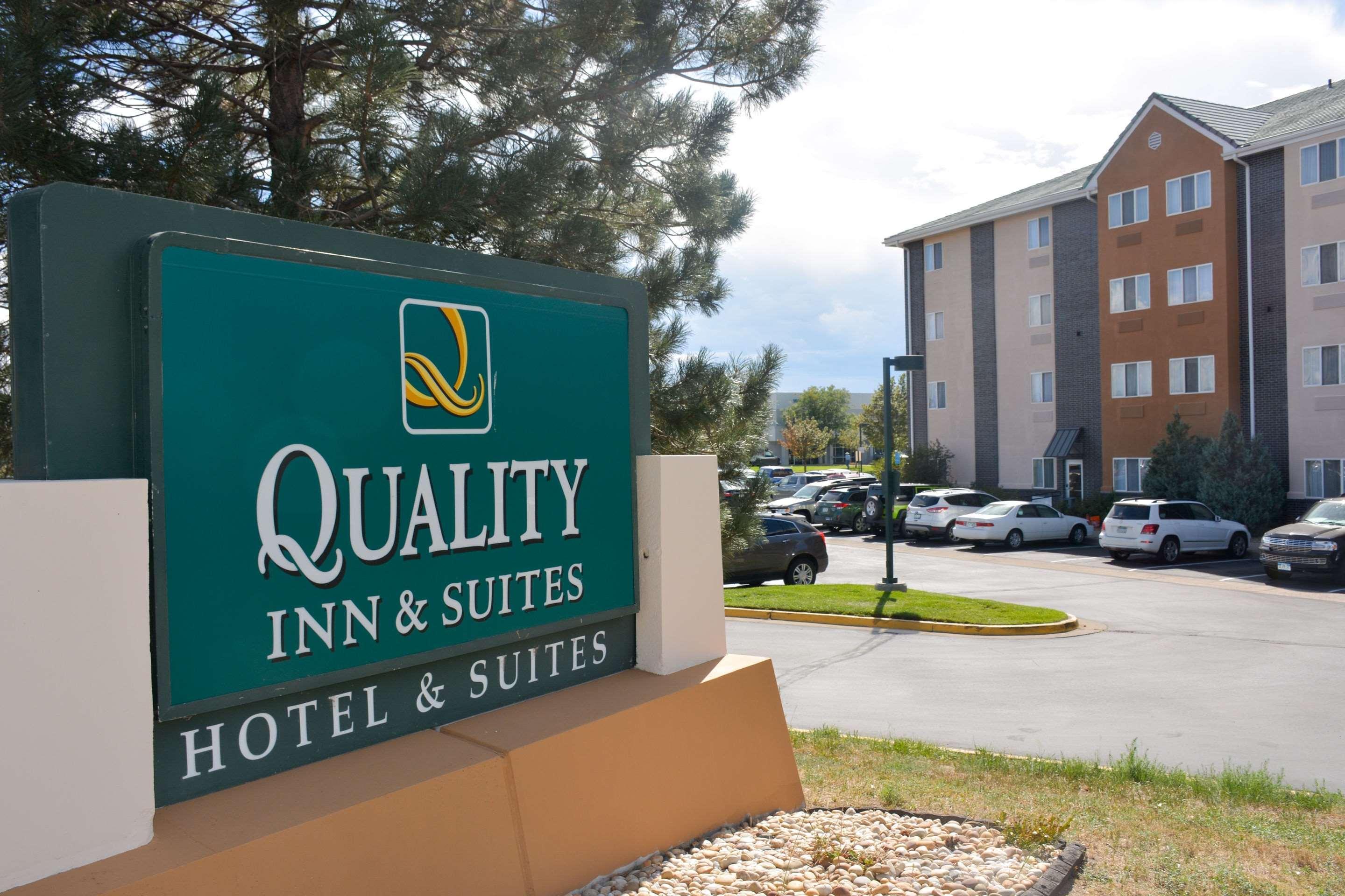 Quality Inn & Suites Denver Airport - Gateway Park Aurora Dış mekan fotoğraf